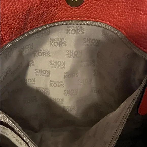 Michael Kors Harper East West Vibrant Orange Pebbled Tote with Chain Detail - Picture 12 of 14